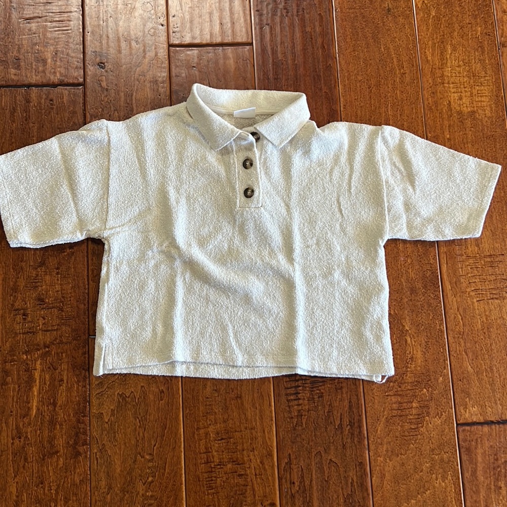 Cropped Collared Top